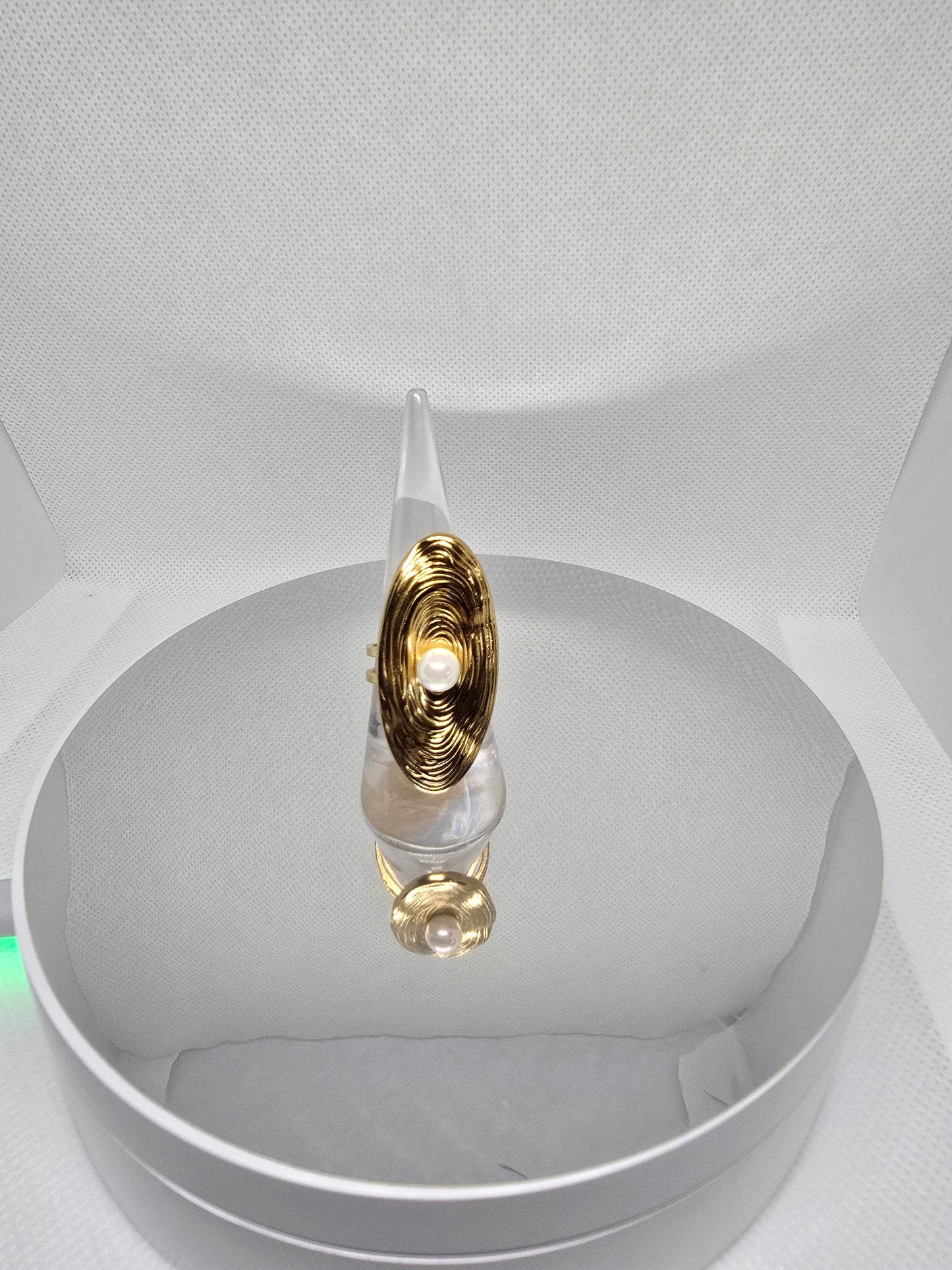 Gold flower with white pearl ring - By Bianci