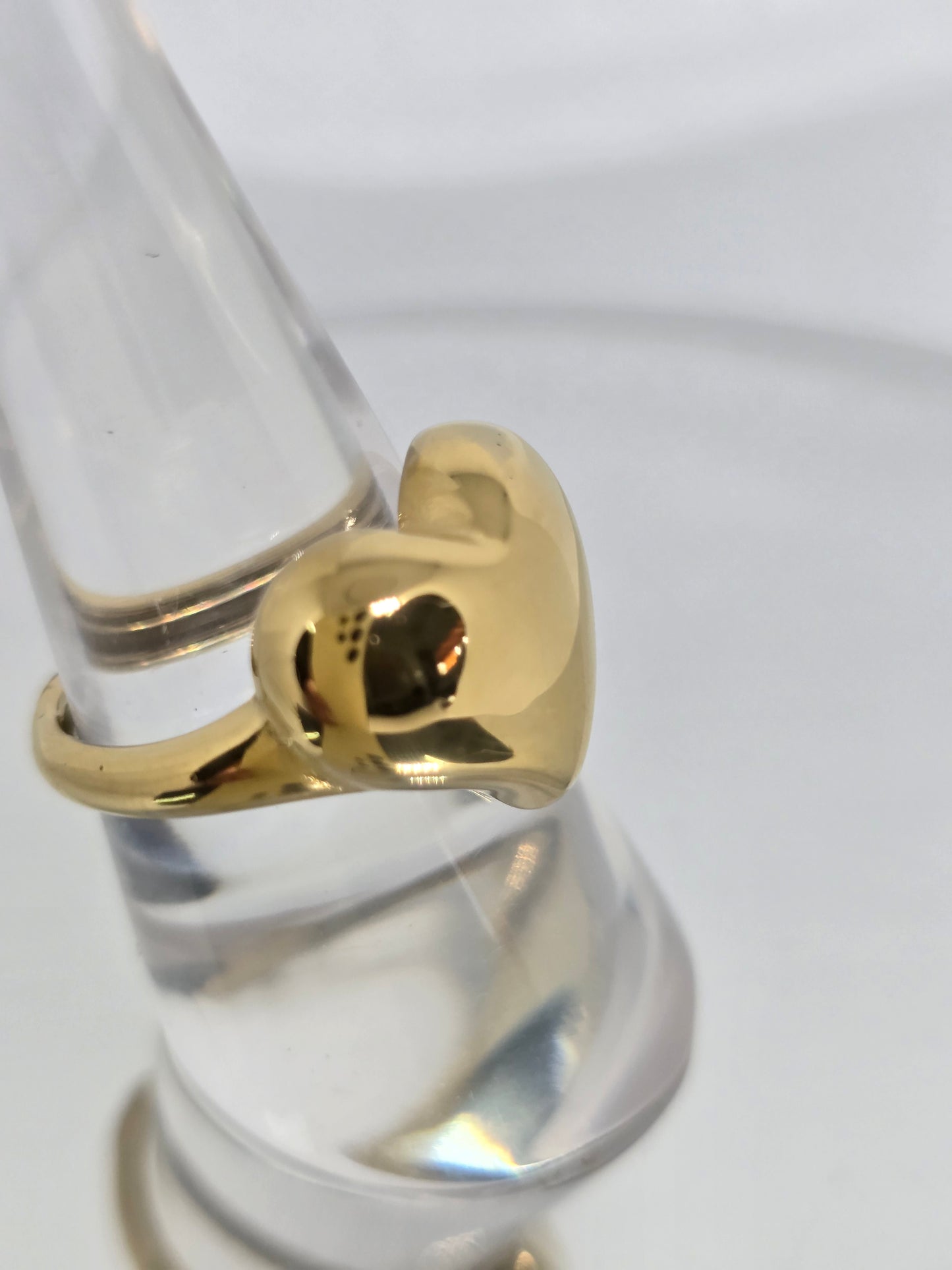 Gold Heart ring - By Bianci