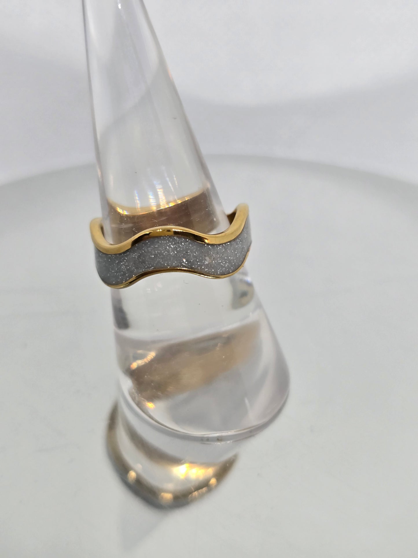 White glittery gold waves ring - By Bianci