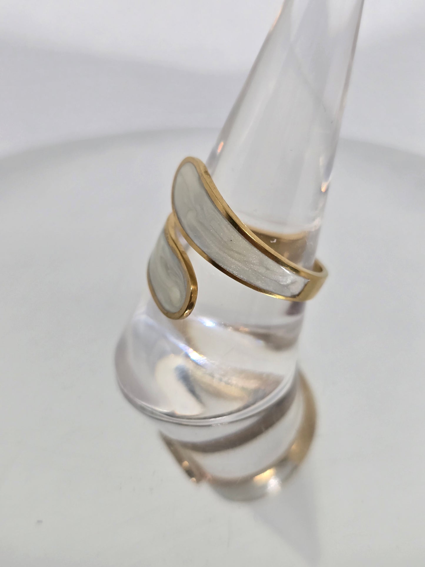 Finger hung in White and Gold ring - By Bianci