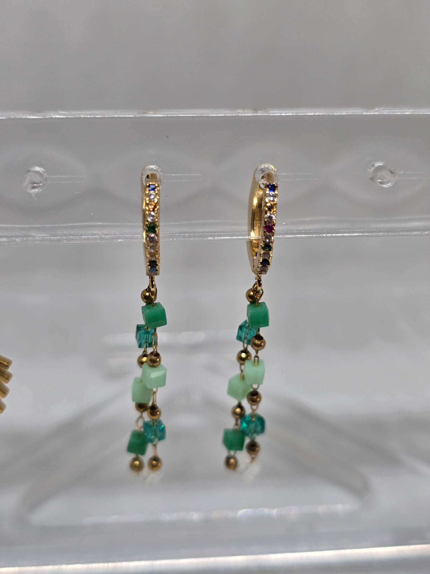Shades of green earrings - By Bianci
