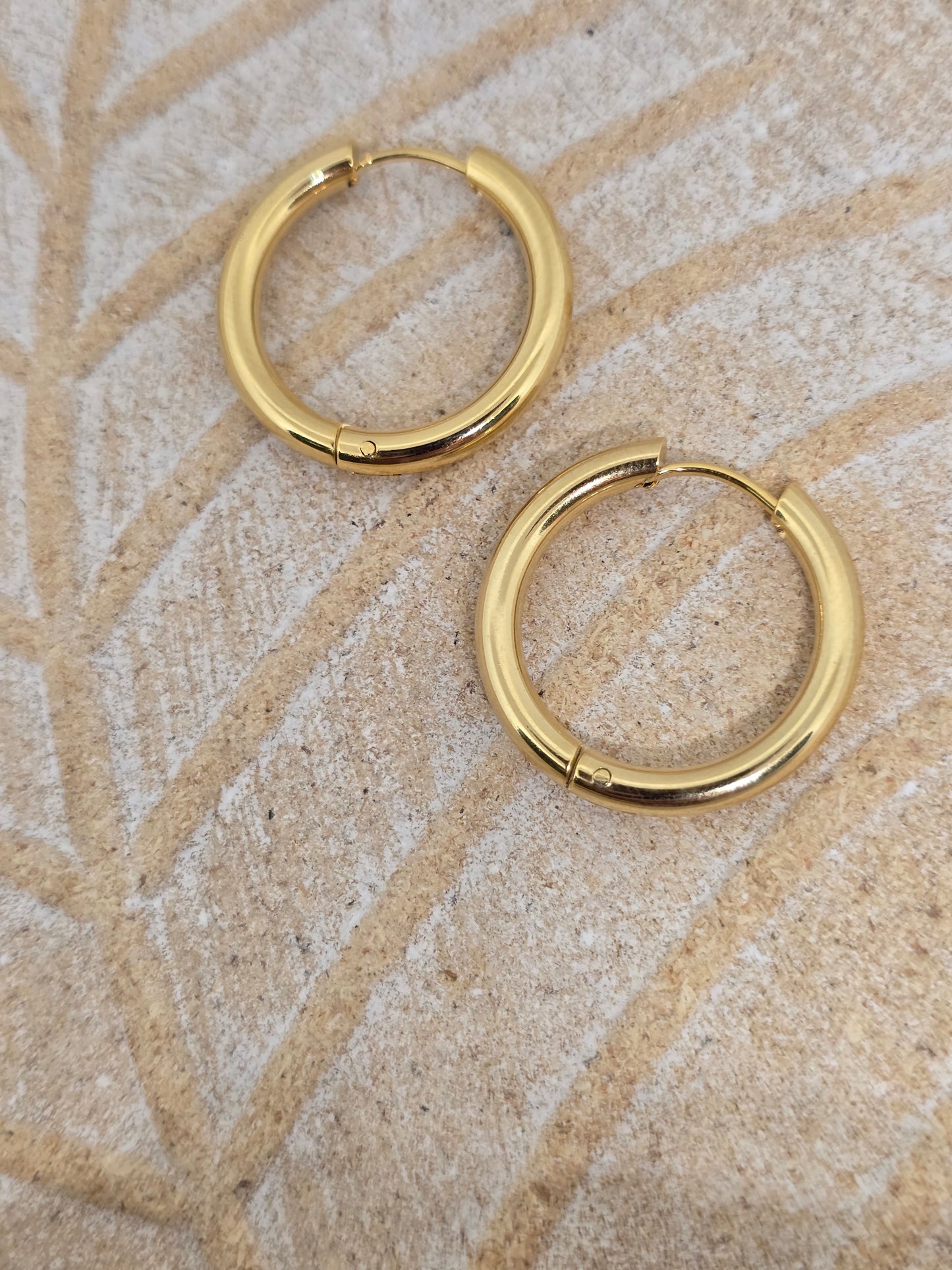 Gold circles earrings - By Bianci