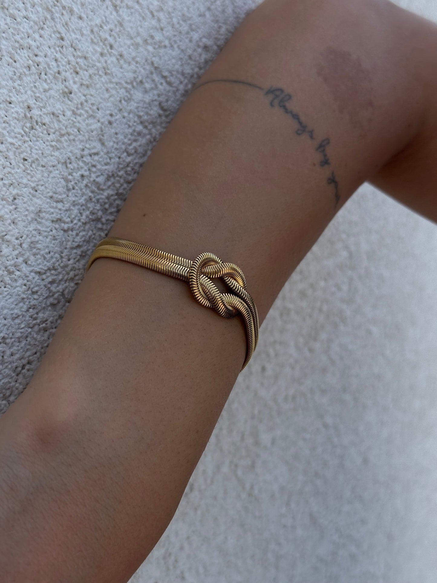 Gold knot bracelet- By Bianci