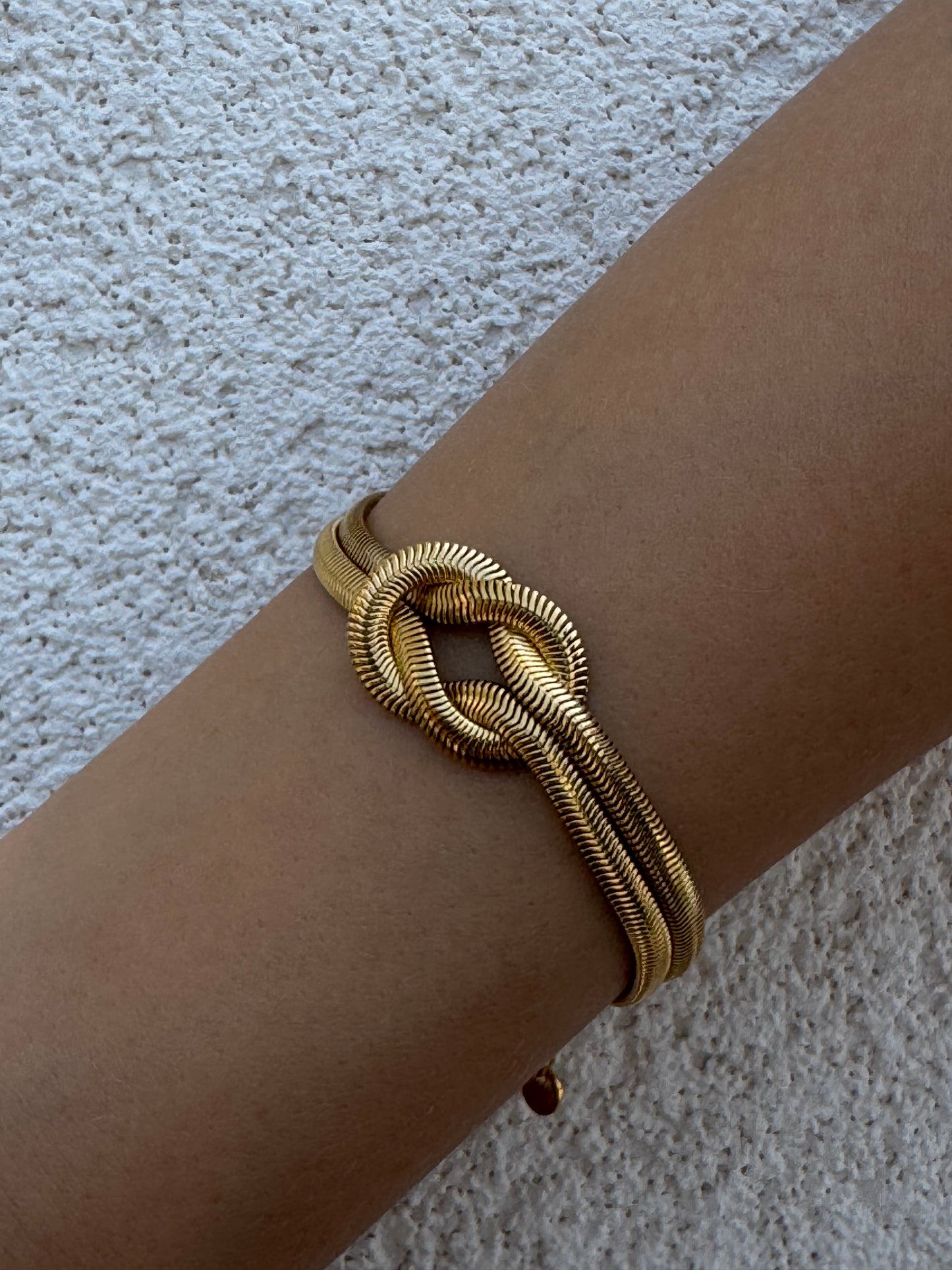 Gold knot bracelet- By Bianci