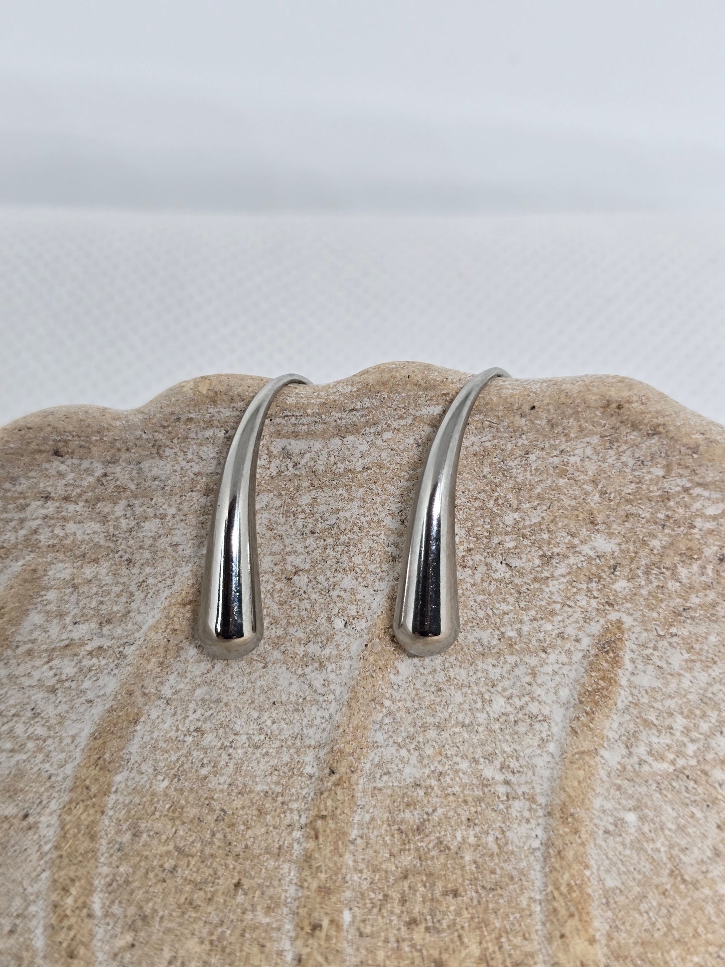 Silver drops earrings - By Bianci