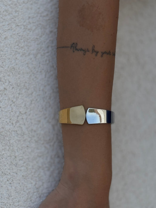 Mixed color bracelet- By Bianci