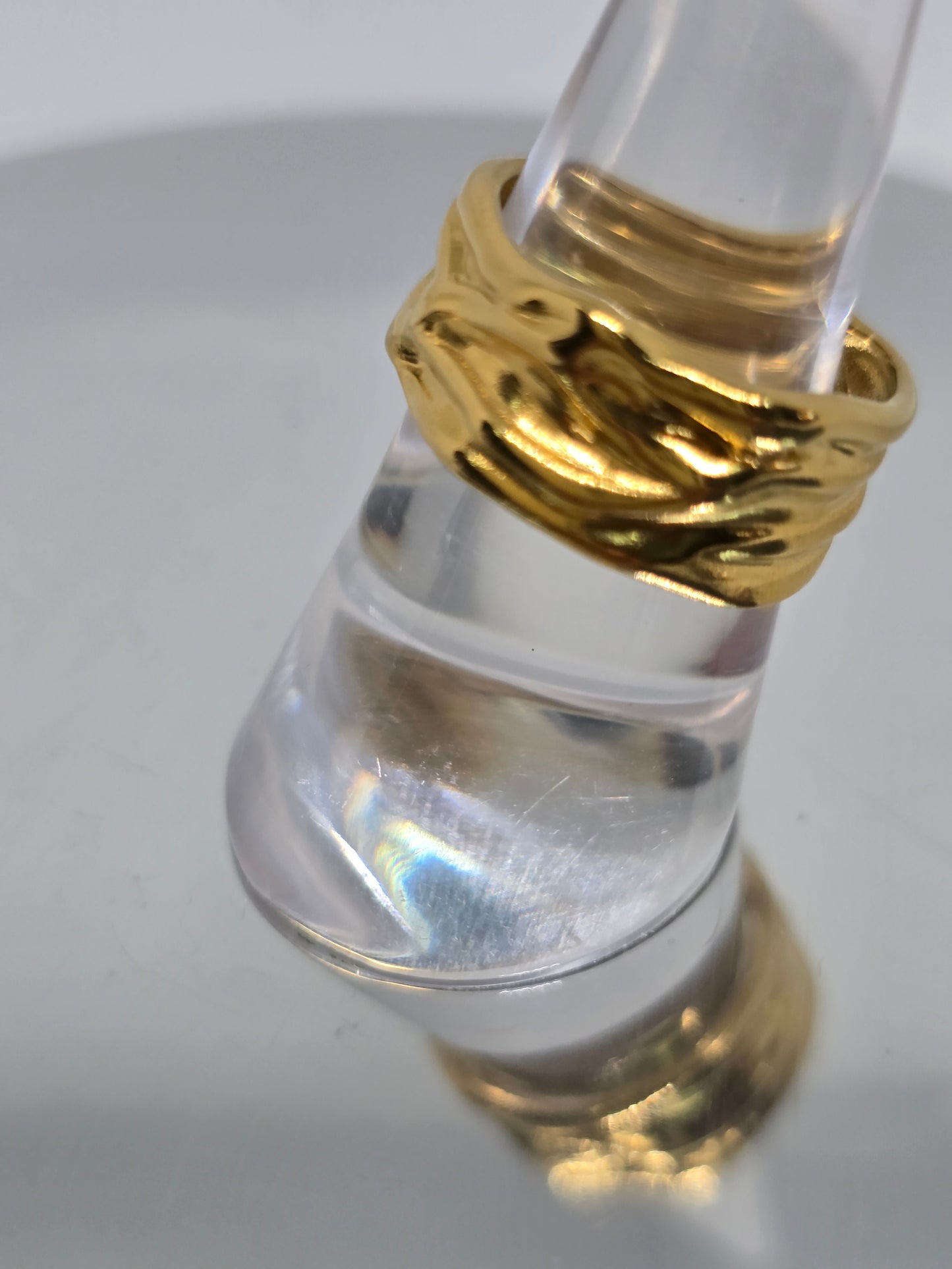Gold waves ring - By Bianci