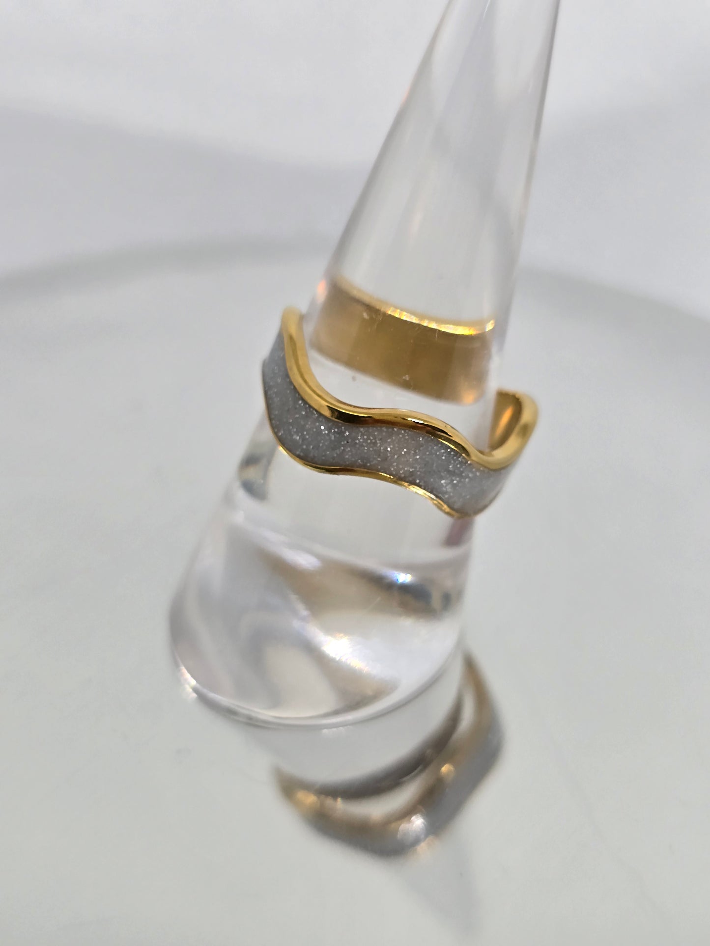 White glittery gold waves ring - By Bianci