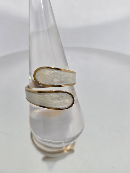 Finger hung in White and Gold ring - By Bianci