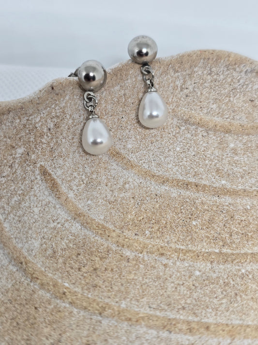 White Drops silver earrings - By Bianci