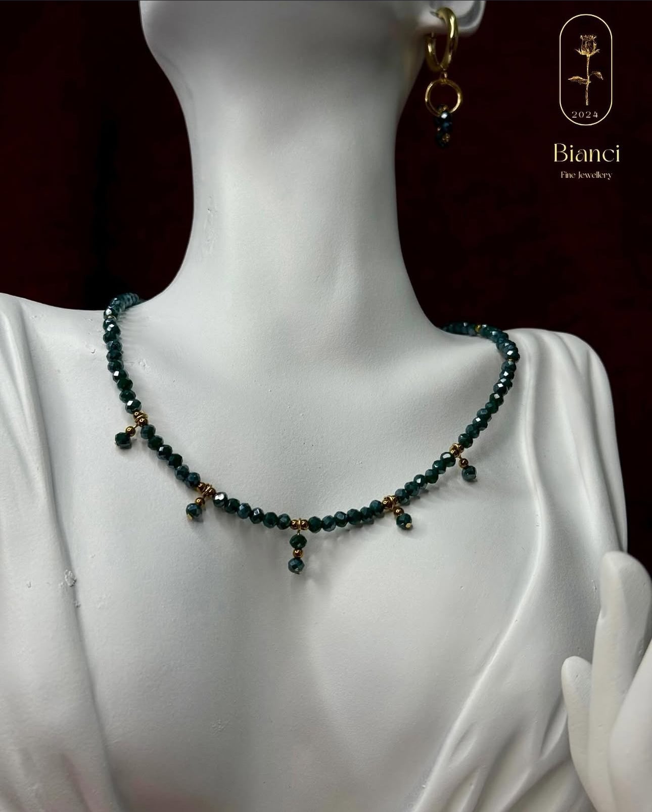 Elegance Chocker - By Bianci