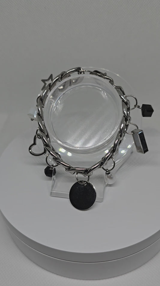 Charm Silver heart with black and white details - By Bianci