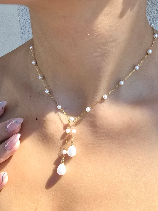 Pearls on Gold necklace - By Bianci